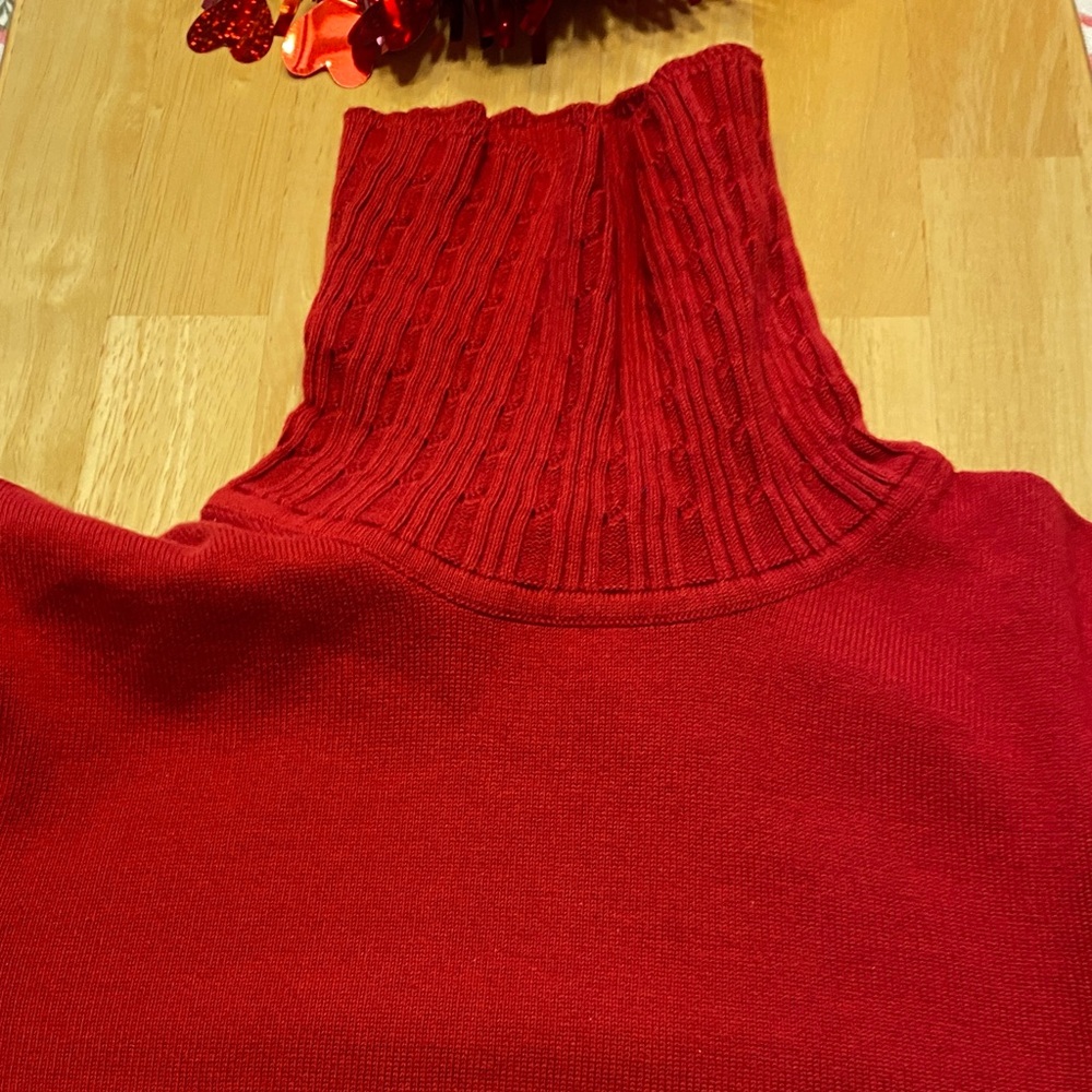 Talbot size medium, beautiful red sweater turtleneck